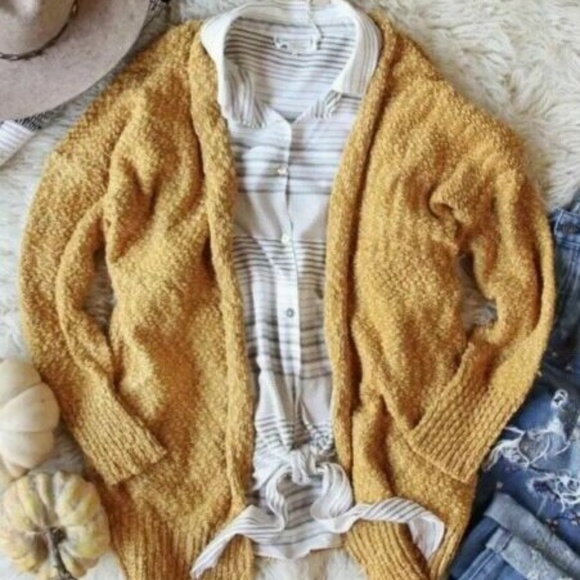New Nubby Mustard Blanket Cardigan Boho Sweater - Picture 3 of 5